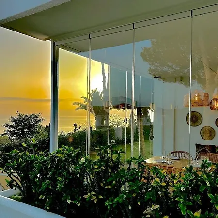 Lovely With View Of The Mediterranean Apartment *