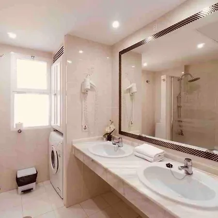 Lovely With View Of The Mediterranean Apartment