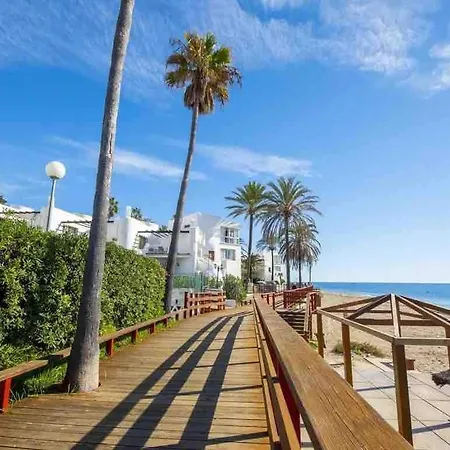 Lovely With View Of The Mediterranean Apartment *