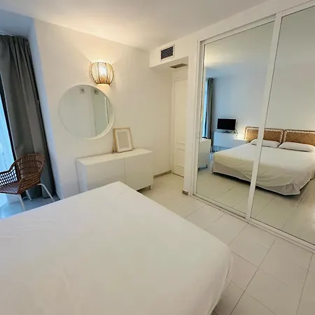 Lovely With View Of The Mediterranean *