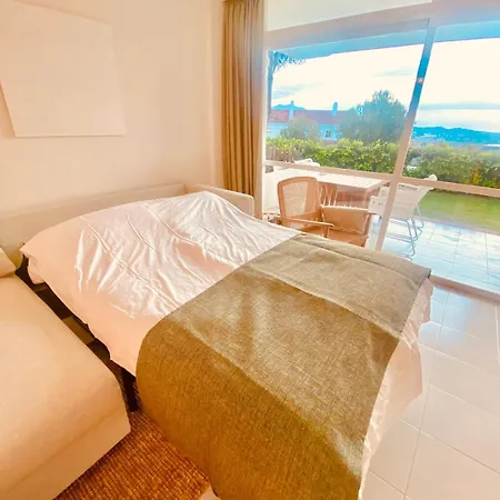 Apartment Lovely With View Of The Mediterranean